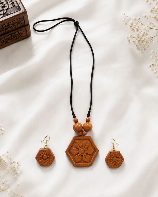 The Geo-Floral Terracotta Jewelry Set – Minimalist Clay Pendant & Earrings